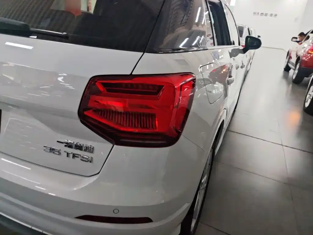Audi Q2L 2021 35 TFSI fashionable and elegant купить на сайте DeffCars
