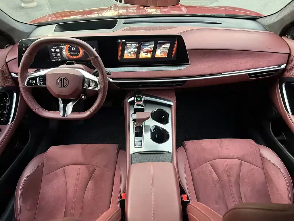 MG7 2023 2.0T automatic Trophy+ engine version купить на сайте DeffCars