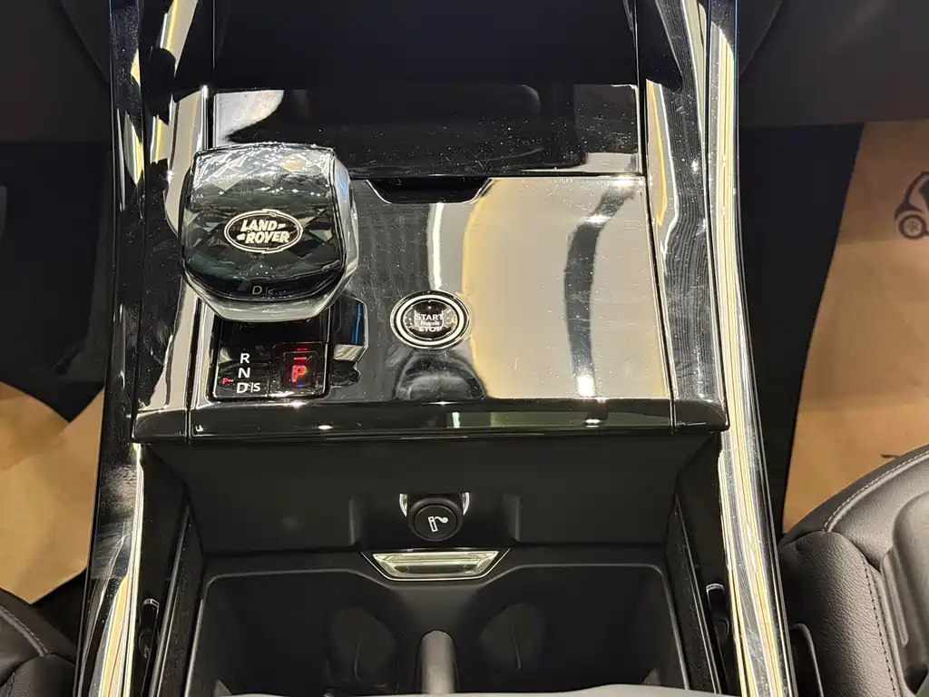 Range Rover Sport 2024 360PS S купить на сайте DeffCars