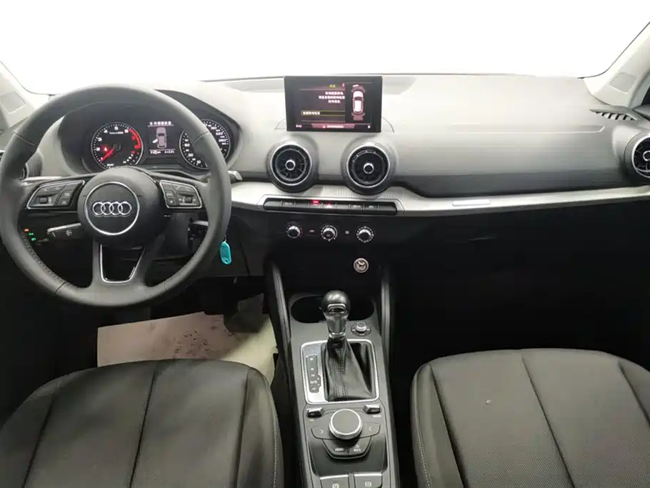 Audi Q2L 2020 35 TFSI aggressive and dynamic model купить на сайте DeffCars