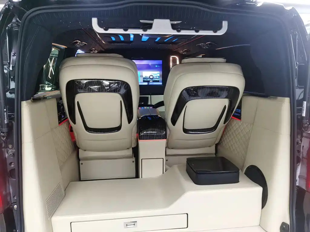 Vito 2021 2.0T Business Edition 7 seats купить на сайте DeffCars