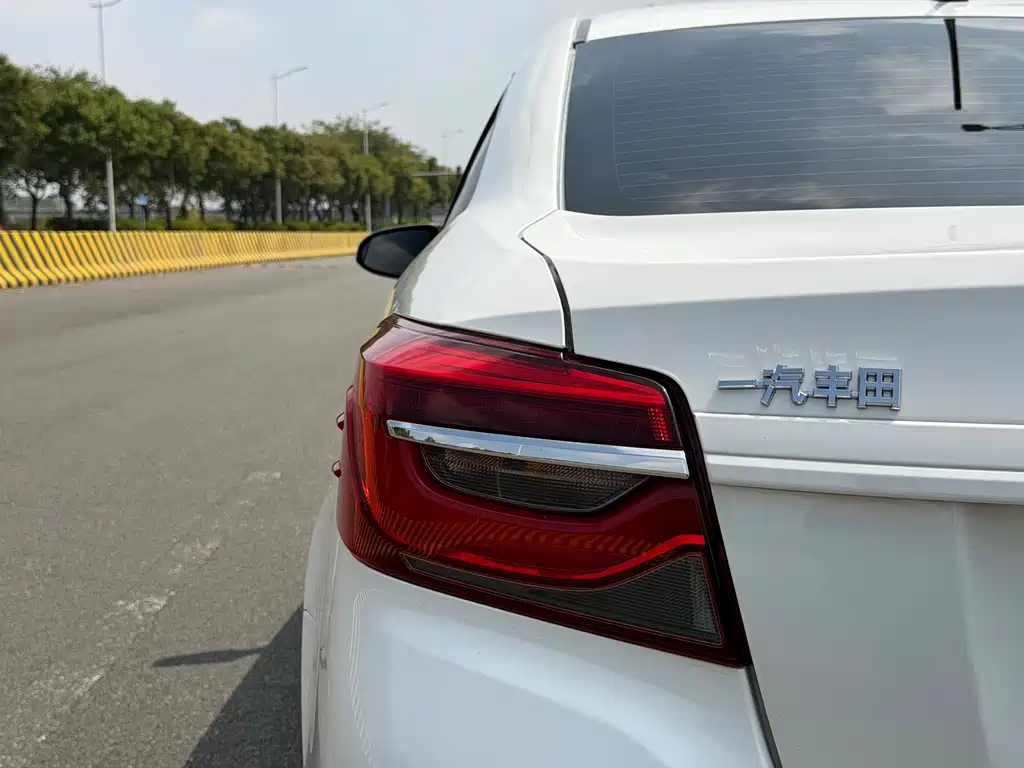 Vios 2022 1.5L 20th Anniversary Edition купить на сайте DeffCars