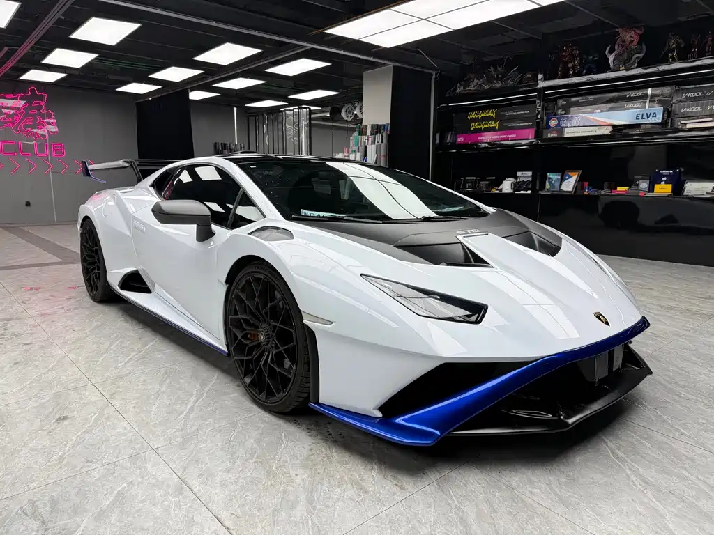 Huracán 2021 Huracán STO купить на сайте DeffCars