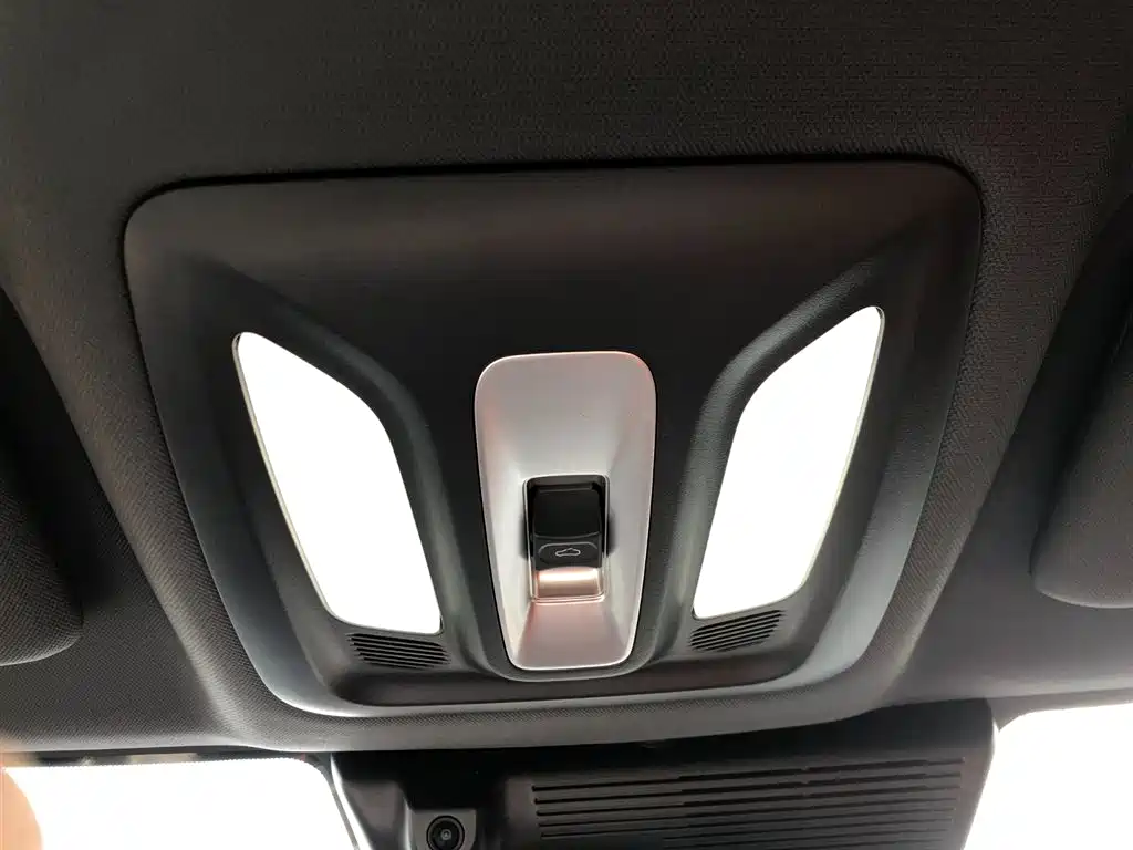 Changan UNI-V 2023 1.5T sports version купить на сайте DeffCars