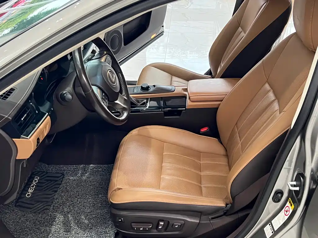 Lexus ES 2015 200 Elite Edition купить на сайте DeffCars