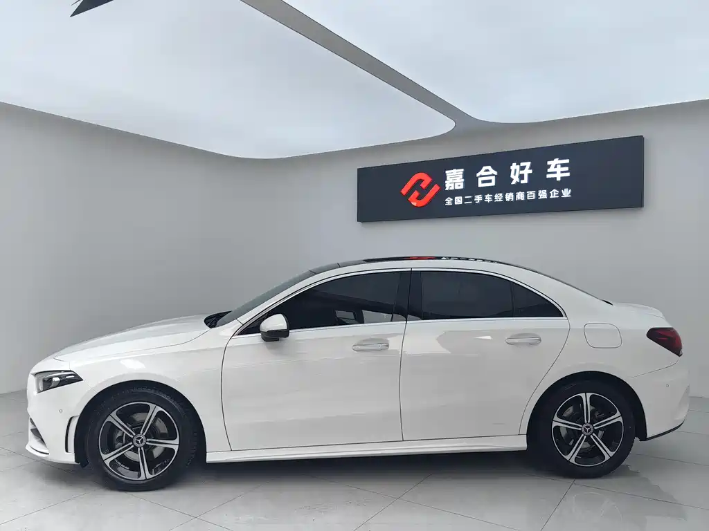 Mercedes-Benz A-Class 2022 A 200 L Sports Sedan Fashionable купить на сайте DeffCars