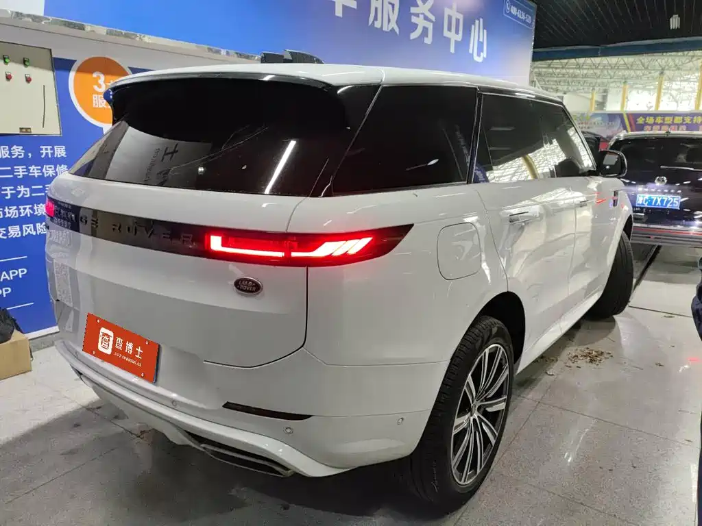 Range Rover Sport 2024 400PS Dynamic SE купить на сайте DeffCars