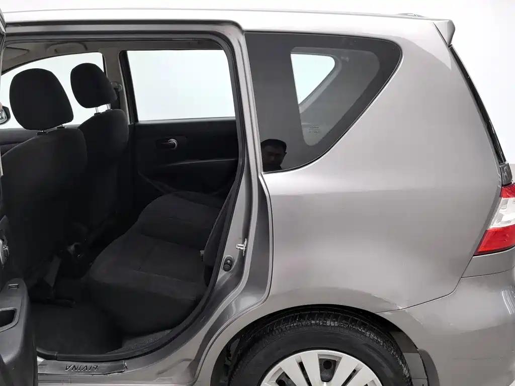 Liwei 2015 1.6XE manual comfort version купить на сайте DeffCars