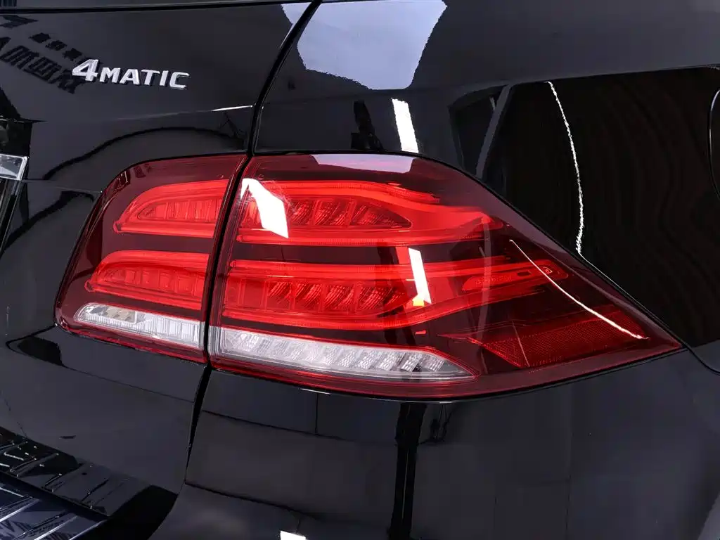 Mercedes-Benz GLE 2018 GLE 320 4MATIC Luxury Edition купить на сайте DeffCars