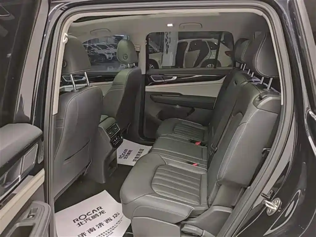 Touron 2022 380TSI four-wheel drive luxury version купить на сайте DeffCars