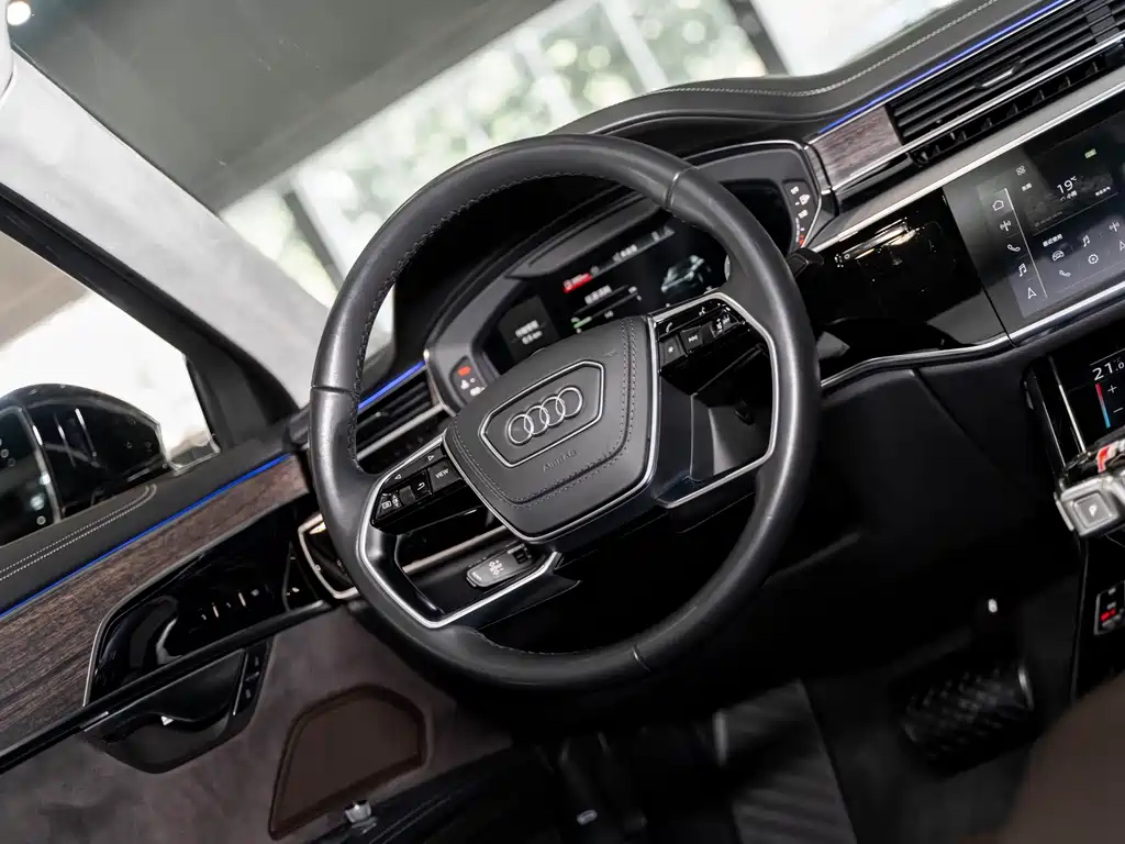 Audi A8 2024 A8L 55 TFSI quattro flagship model купить на сайте DeffCars