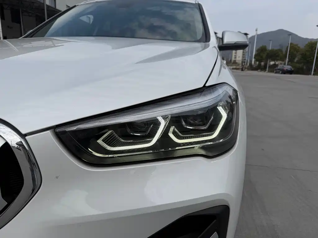 BMW X1 2022 sDrive20Li Fashion Model купить на сайте DeffCars