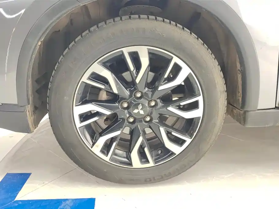 Outlander 2020 2.0L 2WD Enjoy Edition 5 seats купить на сайте DeffCars