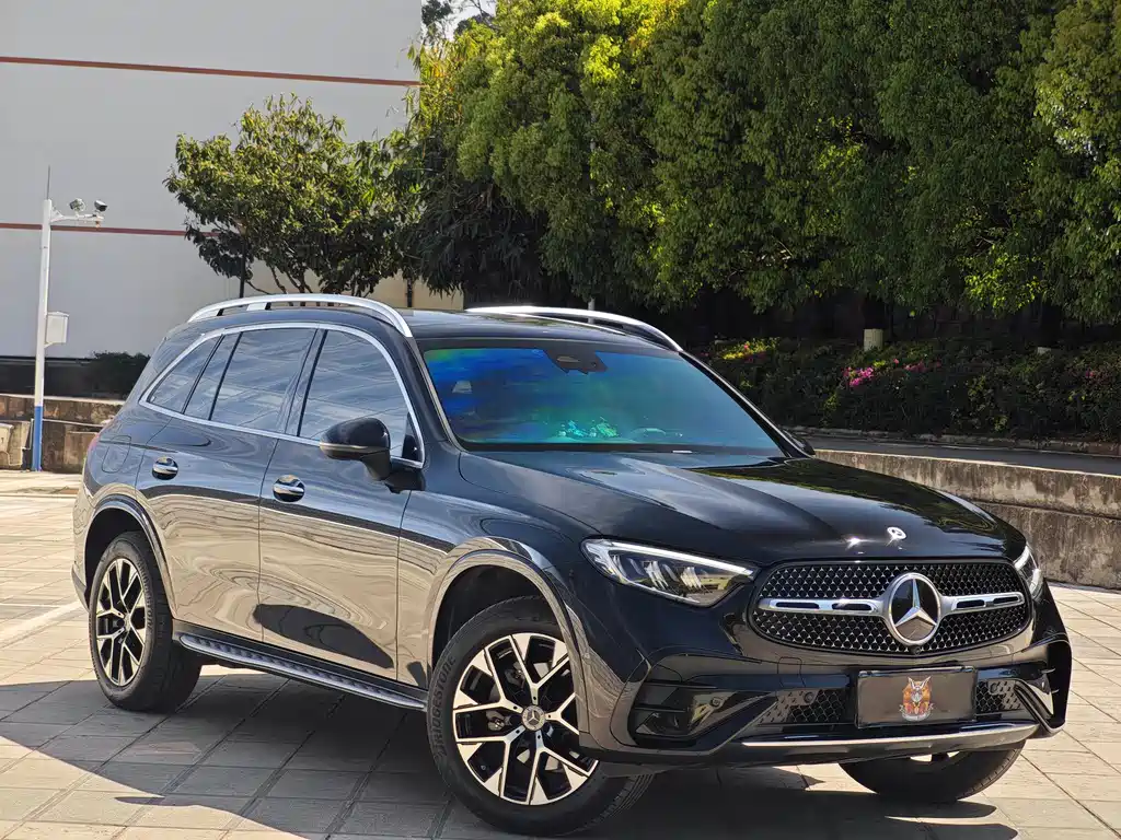 Mercedes-Benz GLC 2024 GLC 260 L 4MATIC luxury model 5 seats купить на сайте DeffCars