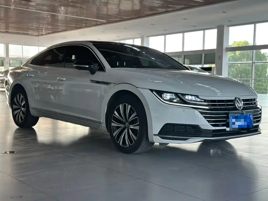 FAW-Volkswagen CC 2020 330TSI Charming Edition National VI купить на сайте DeffCars