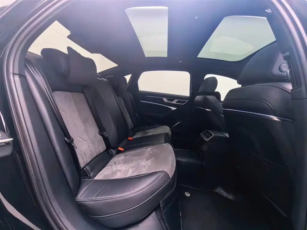 Audi A6L 2024 45 TFSI quattro premium dynamic model купить на сайте DeffCars