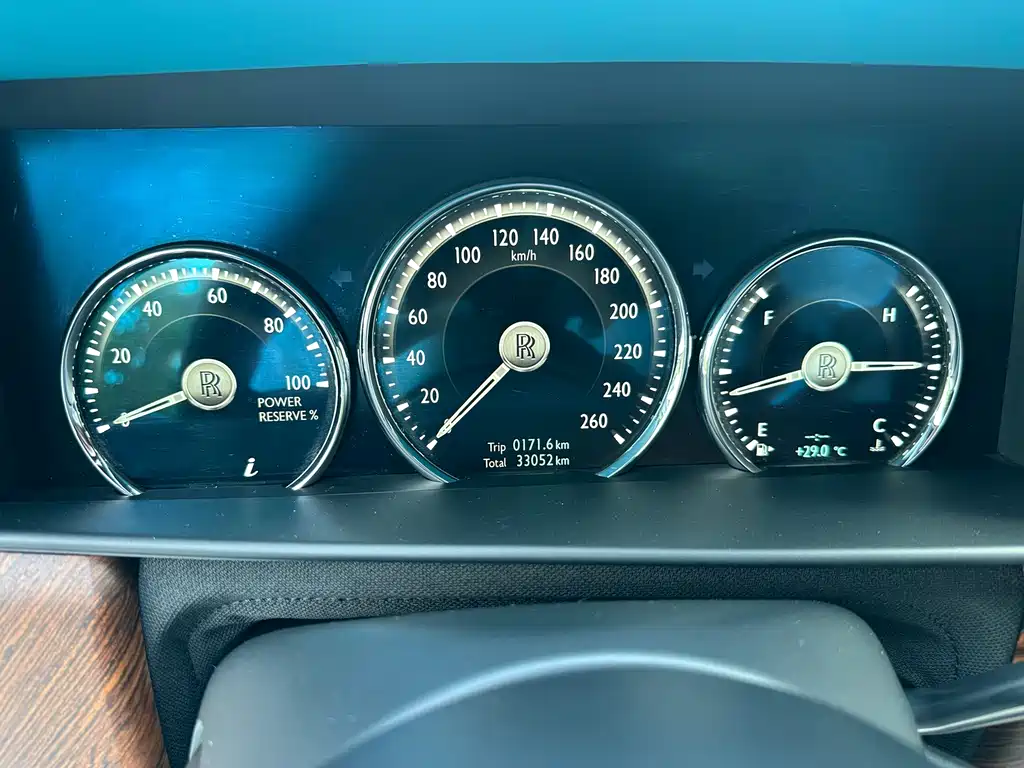 Cullinan 2018 four-seater version купить на сайте DeffCars