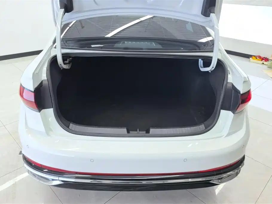 Sagitar 2023 300TSI DSG Super Edition купить на сайте DeffCars