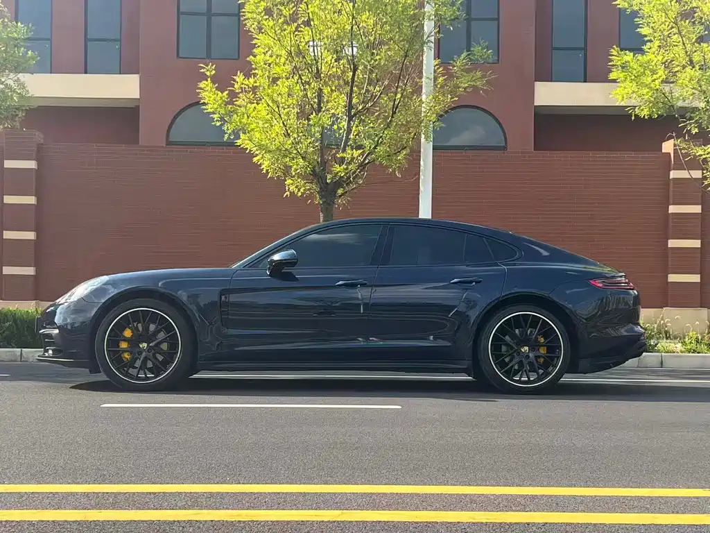Panamera 2019 Panamera 2.9T купить на сайте DeffCars
