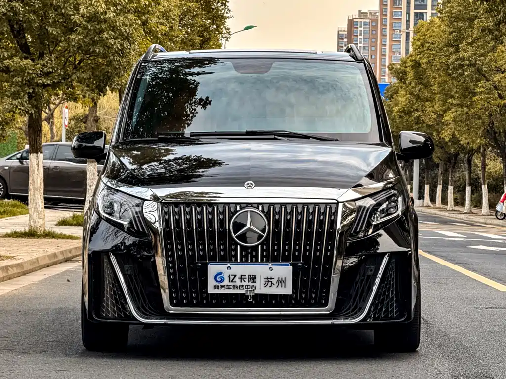 Vito 2023 2.0T Business Edition 7 seats купить на сайте DeffCars