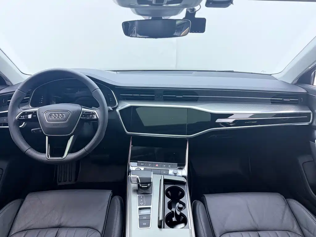 Audi A6L 2021 40 TFSI luxury and elegant model купить на сайте DeffCars