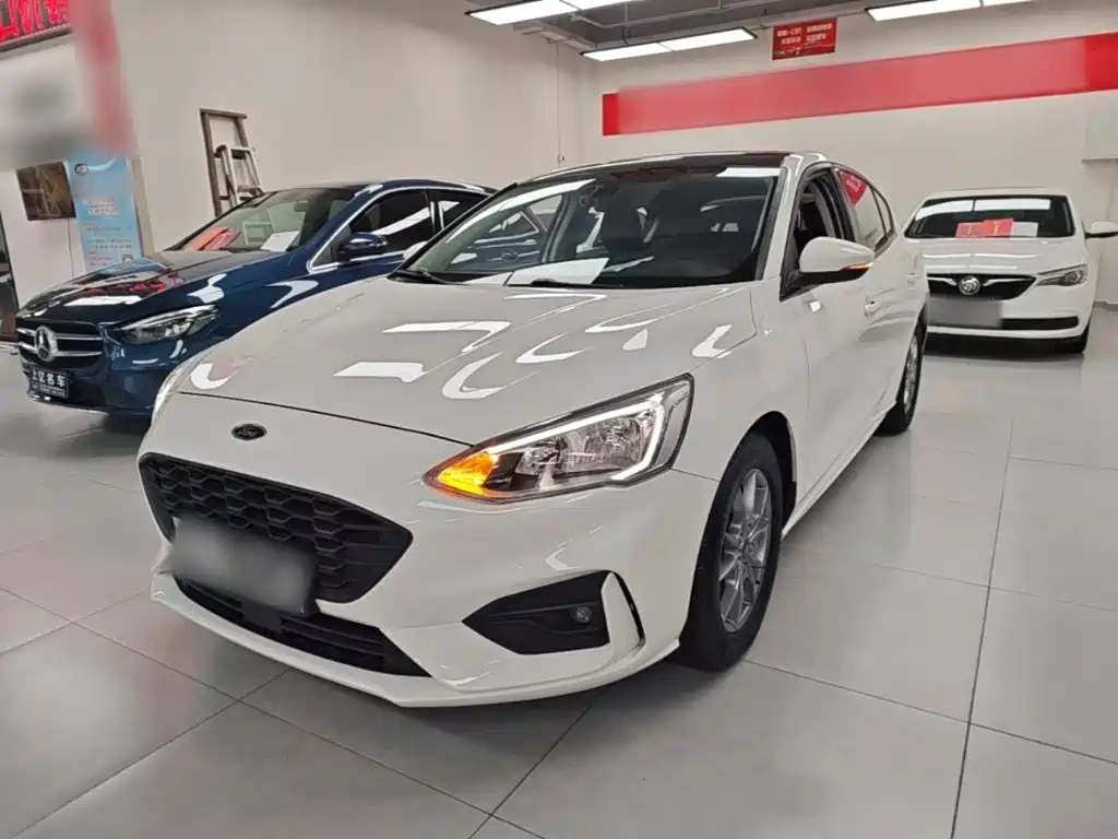 Focus 2020 Hatchback EcoBoost 180 Automatic NeochaEDGE купить на сайте DeffCars