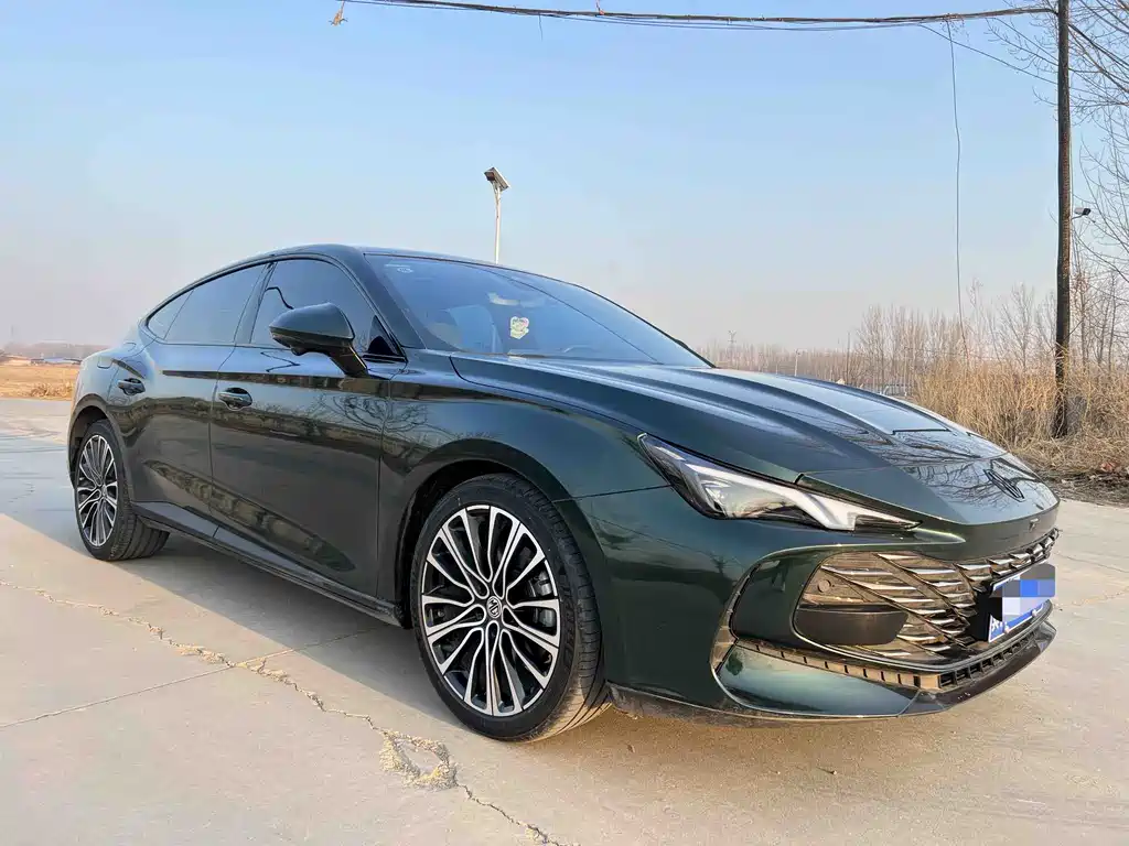 MG7 2023 2.0T Automatic Beauty Hunting Luxury Edition купить на сайте DeffCars