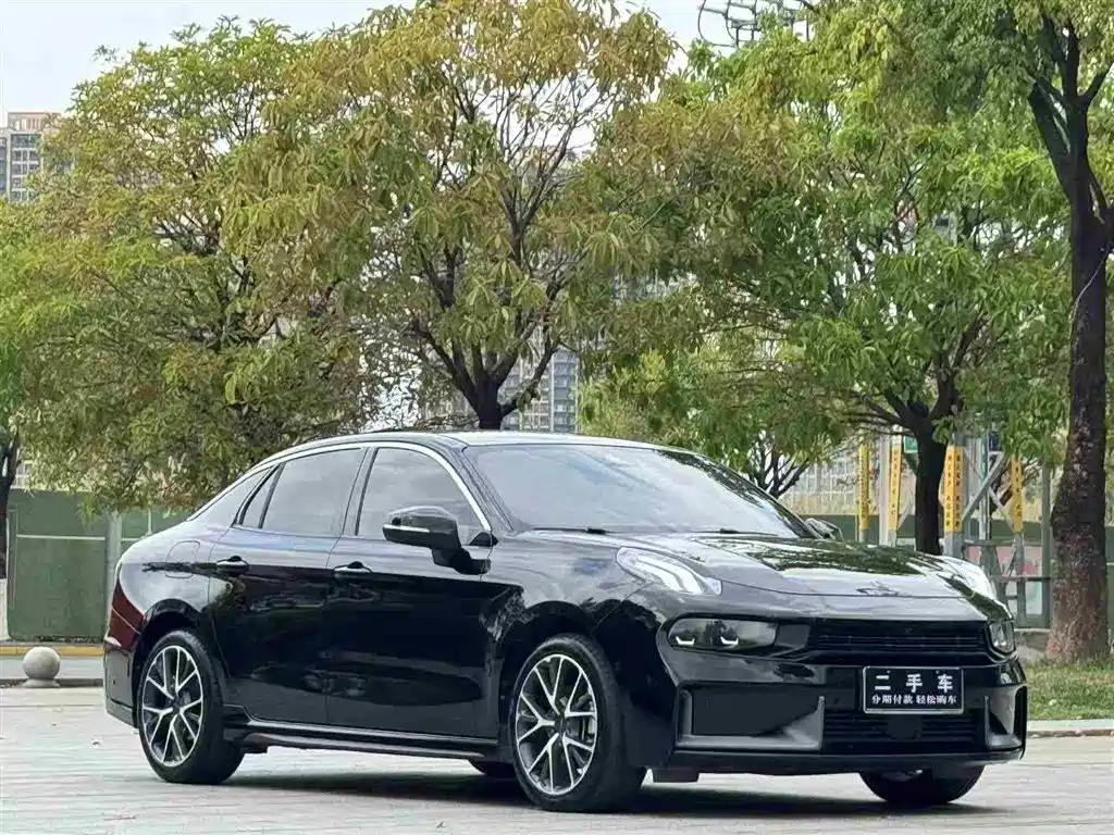 Lynk & Co 03 2021 2.0TD Automatic Champion Edition купить на сайте DeffCars