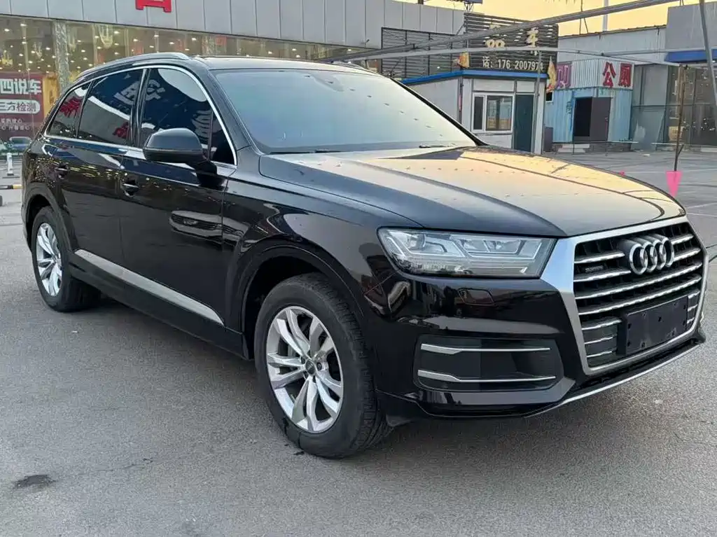 Audi Q7 2018 40 TFSI comfort type купить на сайте DeffCars