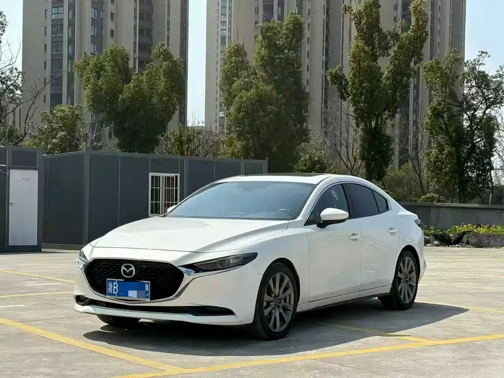 Mazda3 Angkesela 2021 2.0L Automatic Premium Edition купить на сайте DeffCars