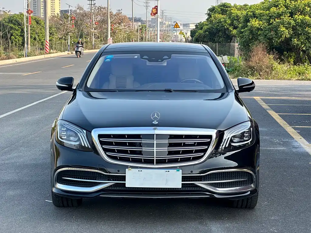 Maybach S-Class 2018 S 560 4MATIC купить на сайте DeffCars