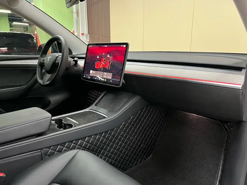 Model Y 2024 long-range all-wheel drive version купить на сайте DeffCars