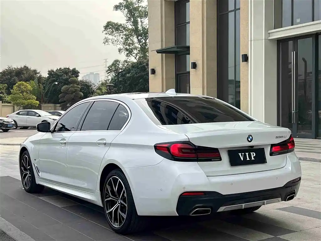 BMW 5 Series 2022 Facelift 2 530Li Exclusive M Sports Package купить на сайте DeffCars