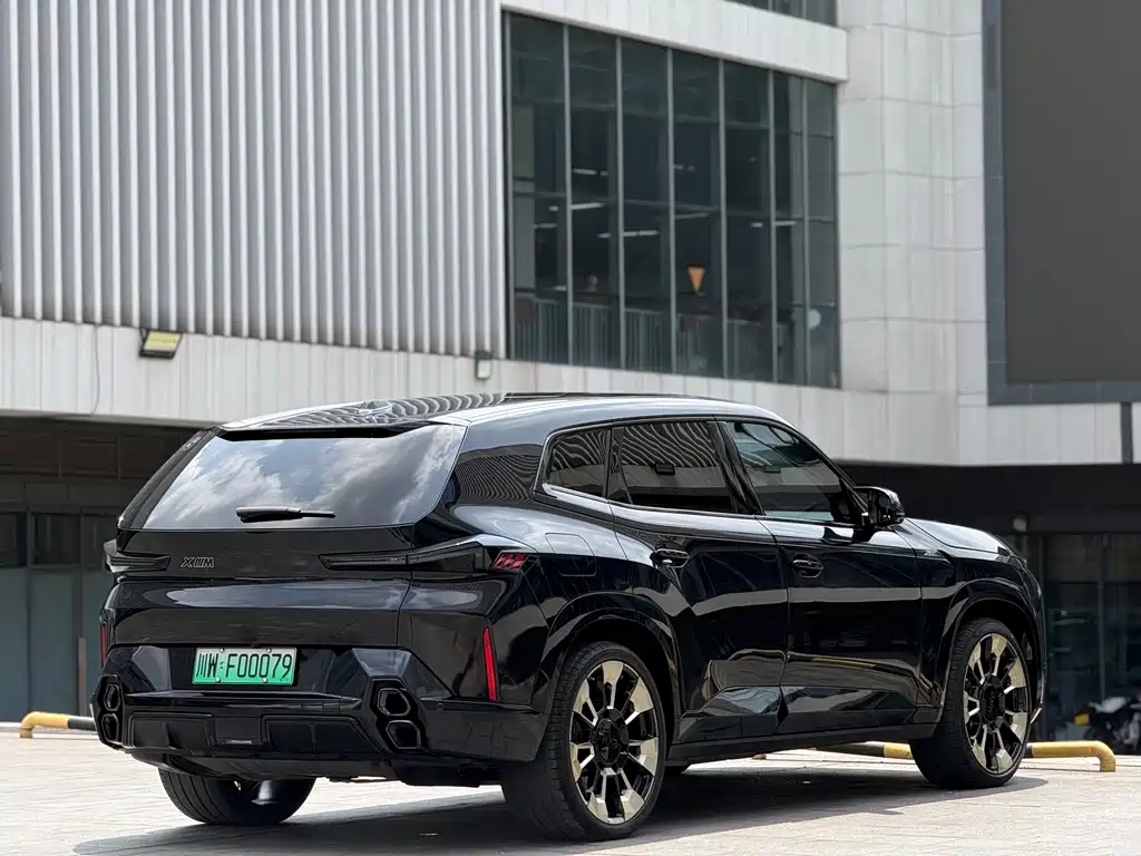 BMW XM 2023 50e купить на сайте DeffCars