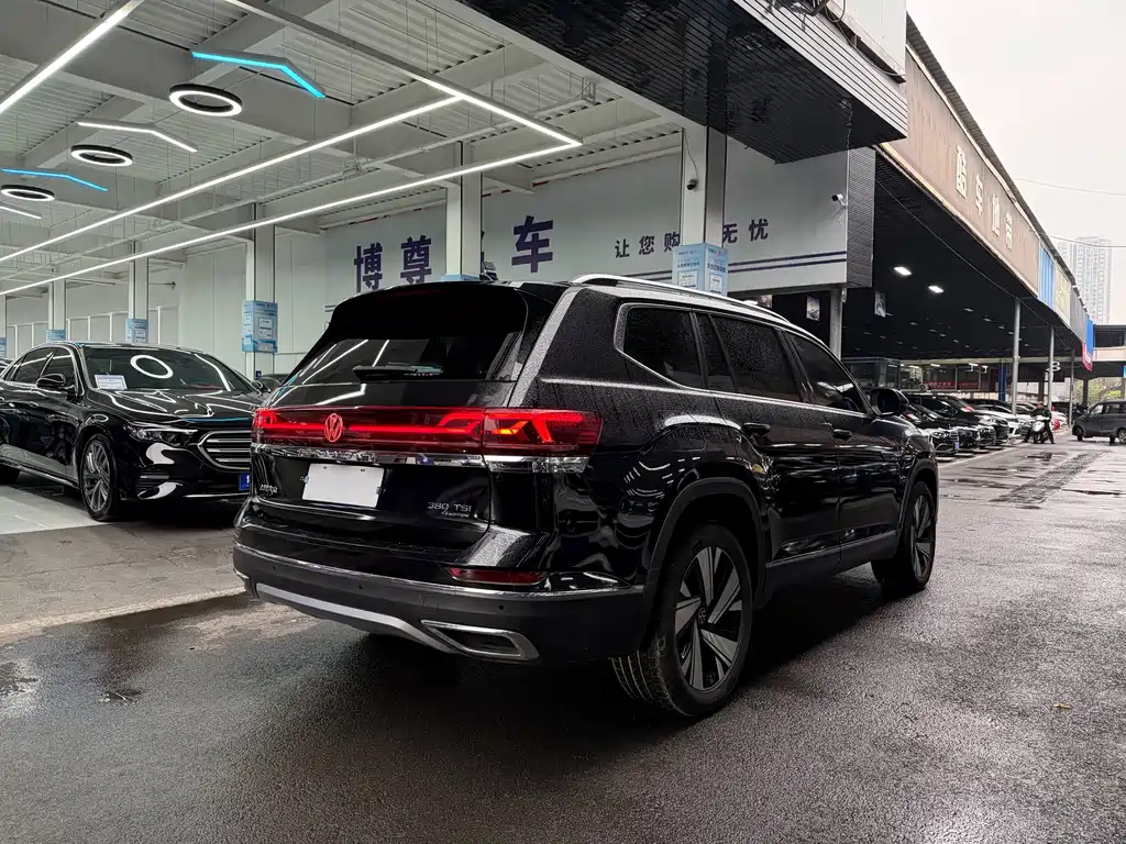 Touron 2024 380TSI four-wheel drive luxury version купить на сайте DeffCars