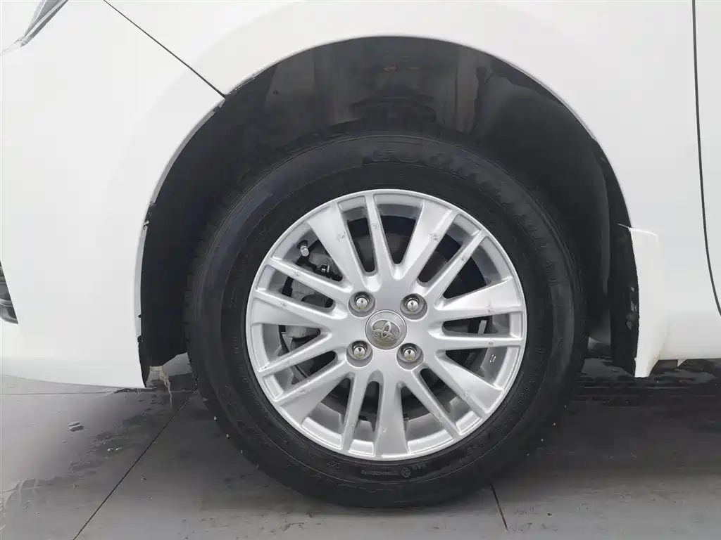 YARiS L 2014 1.3E manual charm version купить на сайте DeffCars