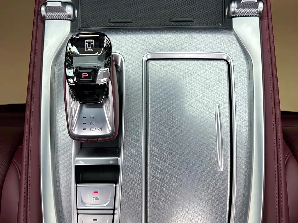 Tank 700 New Energy 2024 Hi4-T Extreme Edition купить на сайте DeffCars