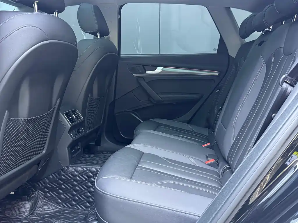 Audi Q5L 2022 40T RS Kit Burning Speed ​​Type купить на сайте DeffCars