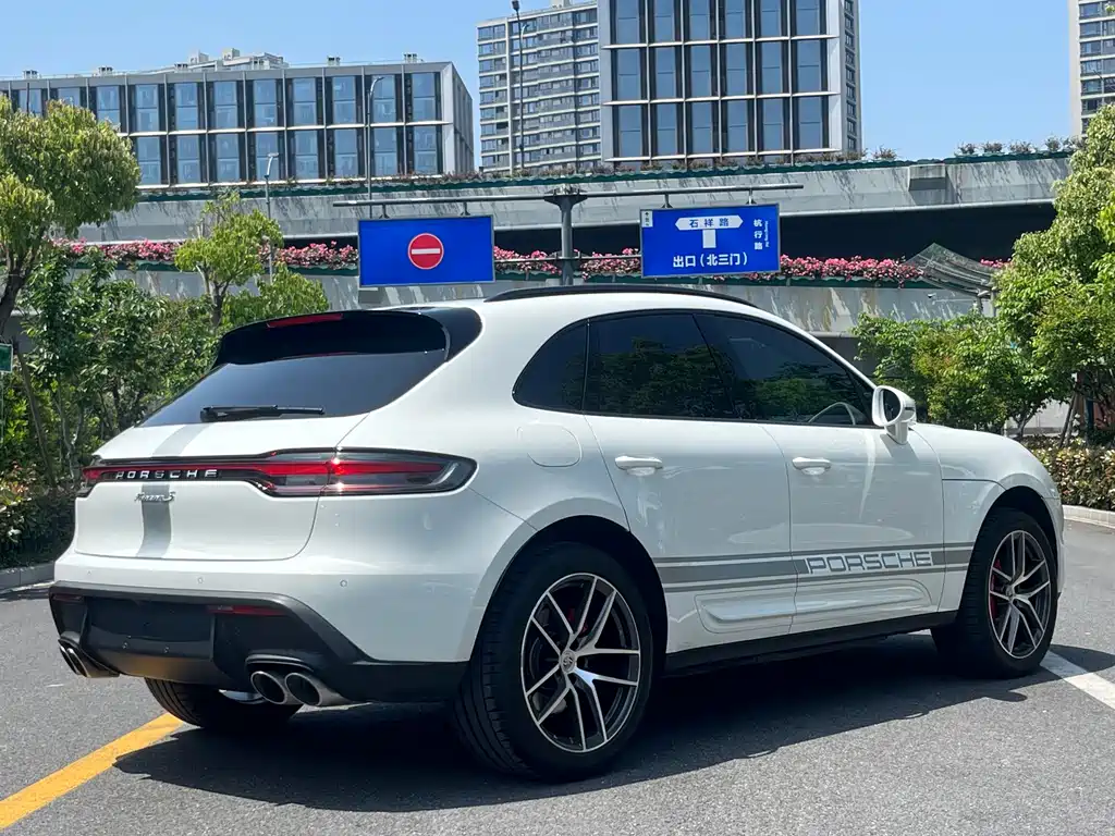 Macan 2024 Macan S 2.9T купить на сайте DeffCars