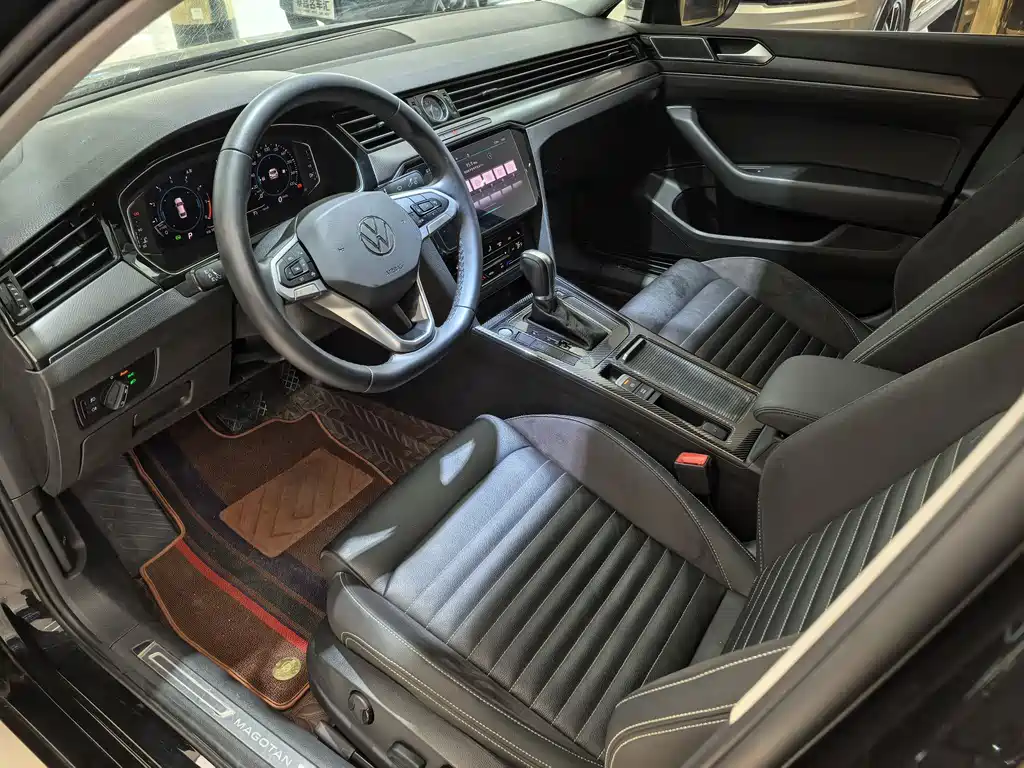 Magotan 2020 330TSI DSG leading model купить на сайте DeffCars