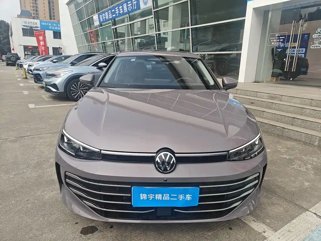 Passat 2025 Pro 380TSI Dragon Edition купить на сайте DeffCars