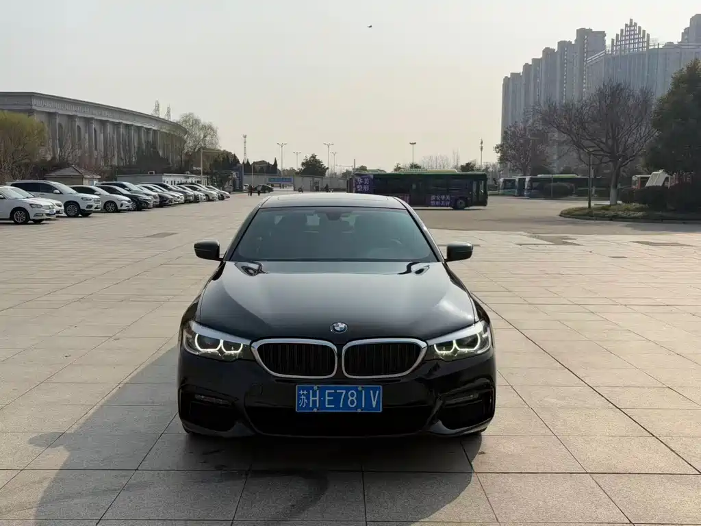 BMW 5 Series 2019 525Li M Sports Package купить на сайте DeffCars