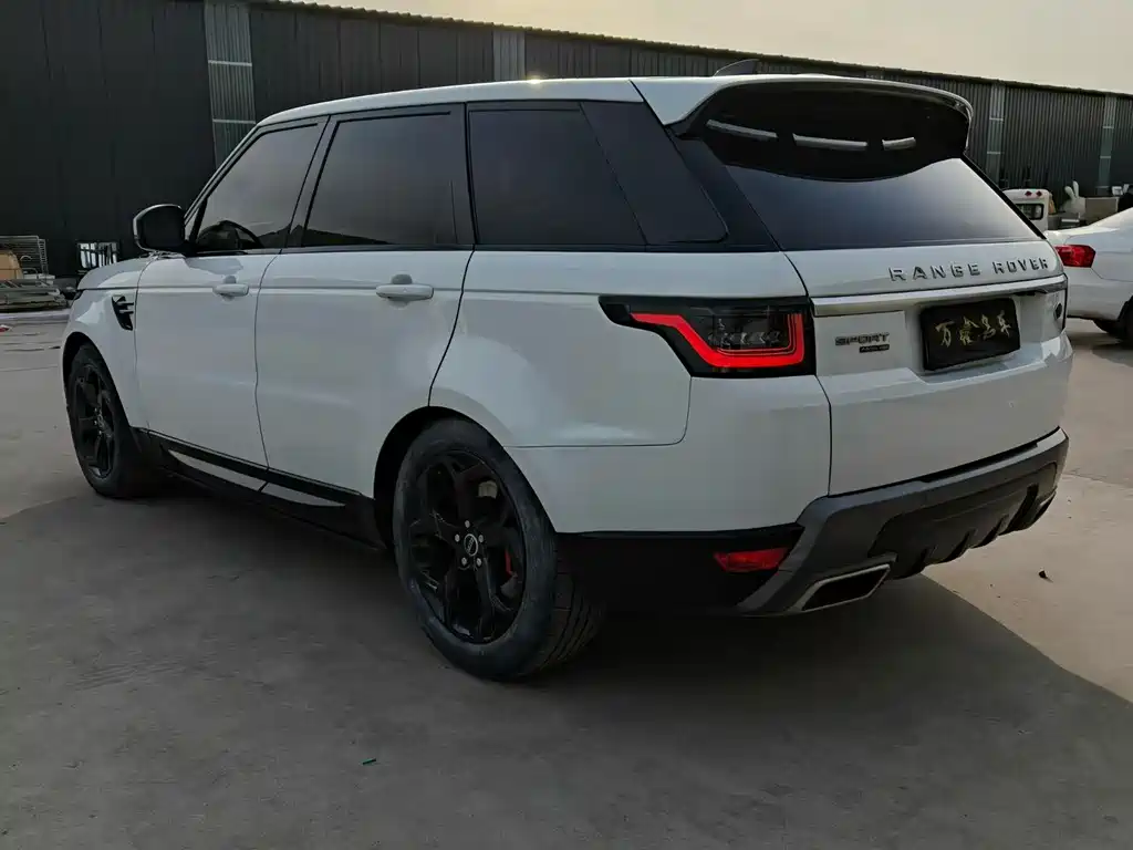 Range Rover Sport New Energy 2018 P400e купить на сайте DeffCars