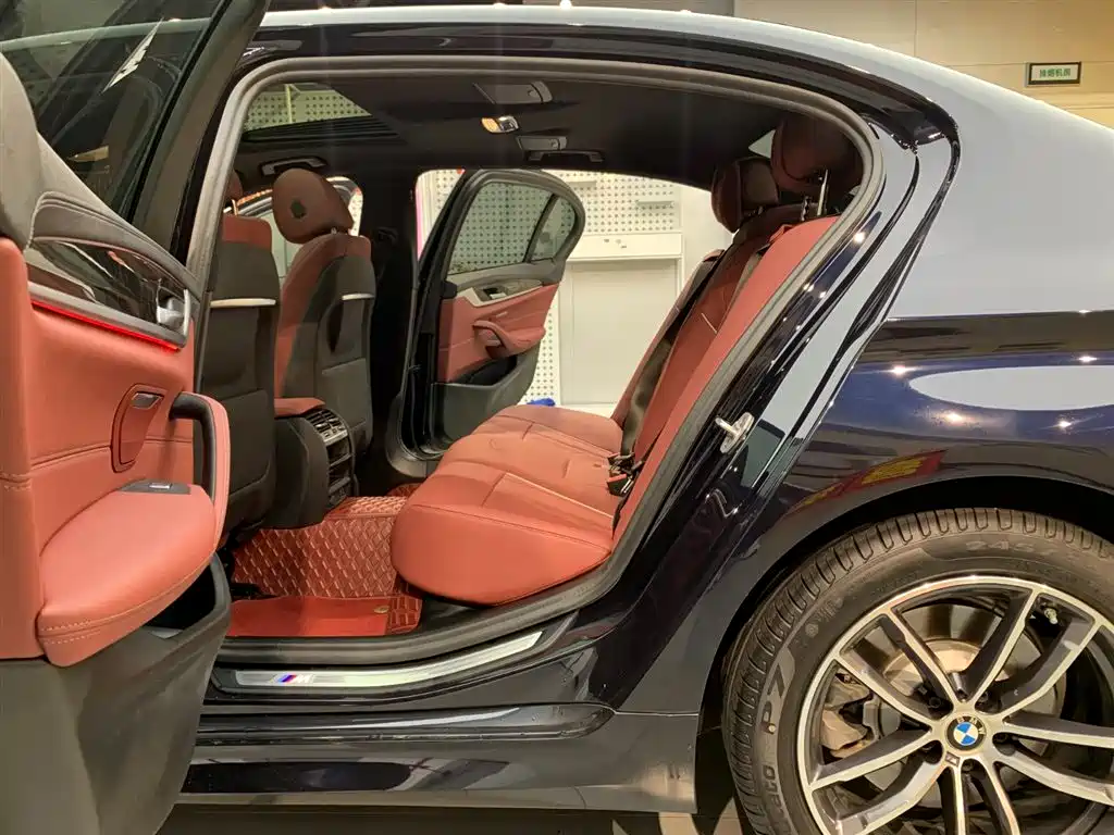 BMW 5 Series 2021 facelift 525Li M Sports Package купить на сайте DeffCars