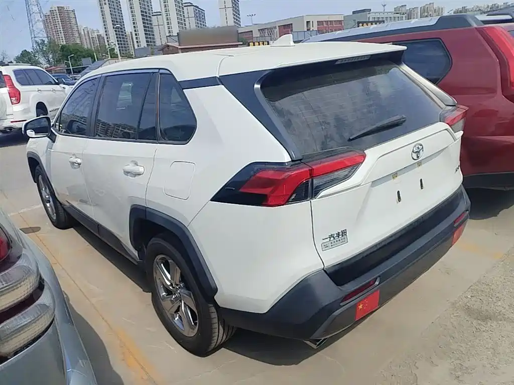 RAV4 Rongfang 2020 2.0L CVT two-wheel drive fashion PLUS version купить на сайте DeffCars