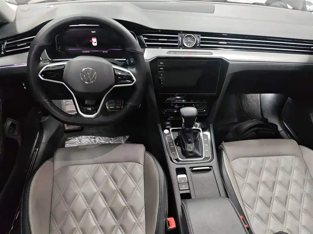 Magotan 2023 2 million commemorative edition 280TSI DSG leading model купить на сайте DeffCars