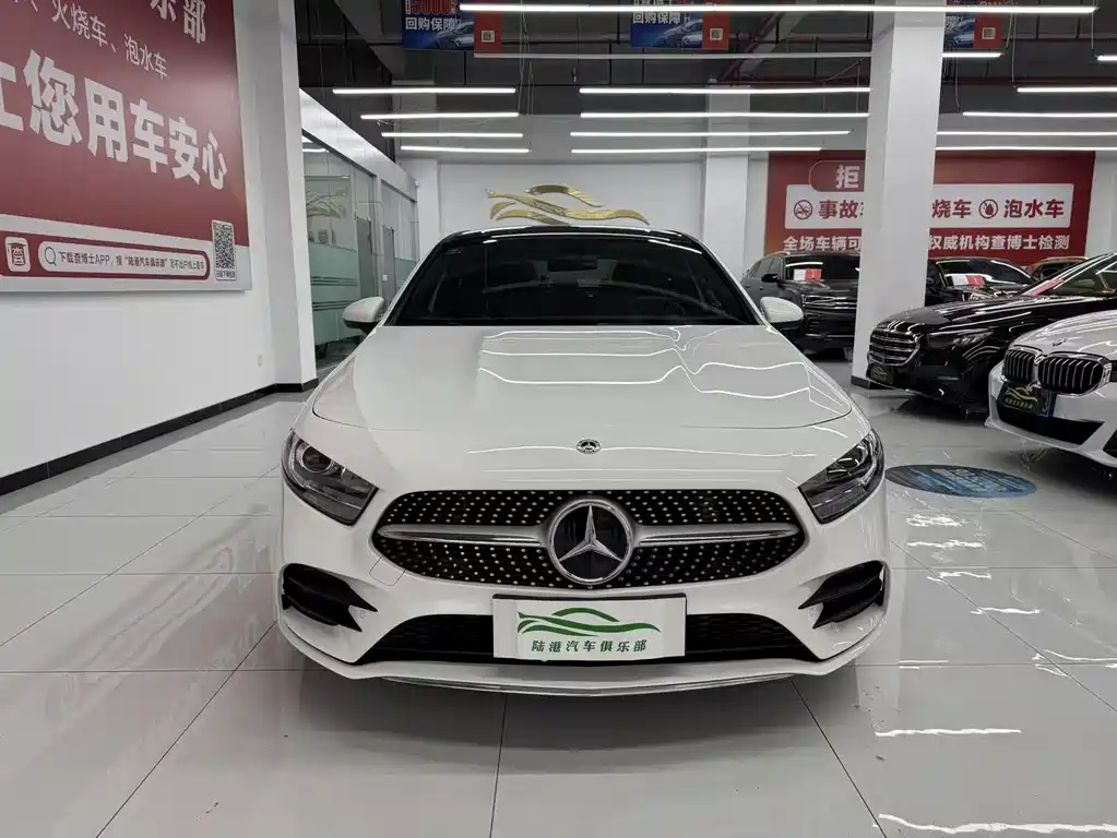 Mercedes-Benz A-Class 2021 A 180 L Sports Sedan купить на сайте DeffCars