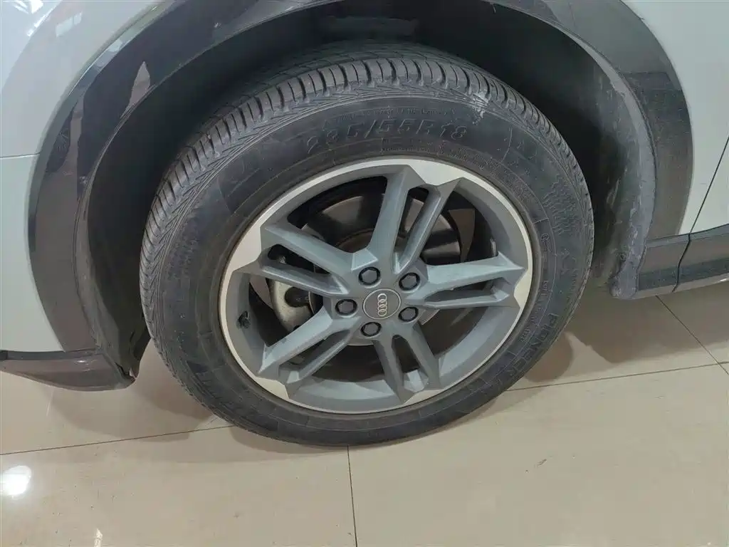 Audi Q3 2021 35 TFSI Enterprising and Elegant Model купить на сайте DeffCars