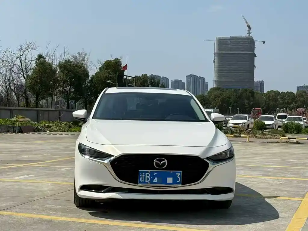 Mazda3 Angkesela 2021 2.0L Automatic Premium Edition купить на сайте DeffCars