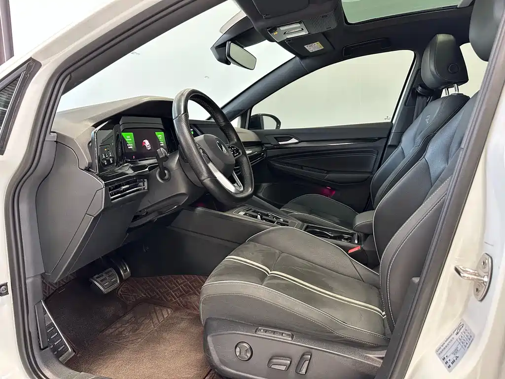 Golf 2021 280TSI DSG R-Line купить на сайте DeffCars